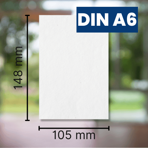 Ein DIN A6 Blatt mit den Maßen (Höhe 148mm und Breite 105mm) angezeichnet.